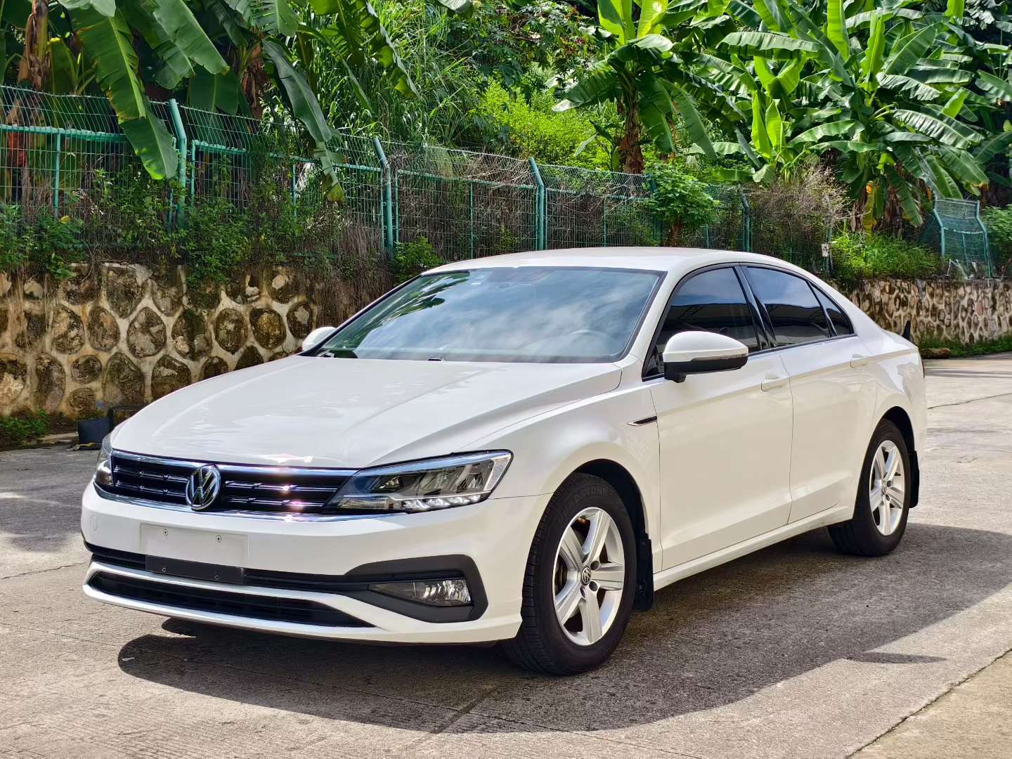 Volkswagen Lamando 2019 230TSI DSG Style Edition