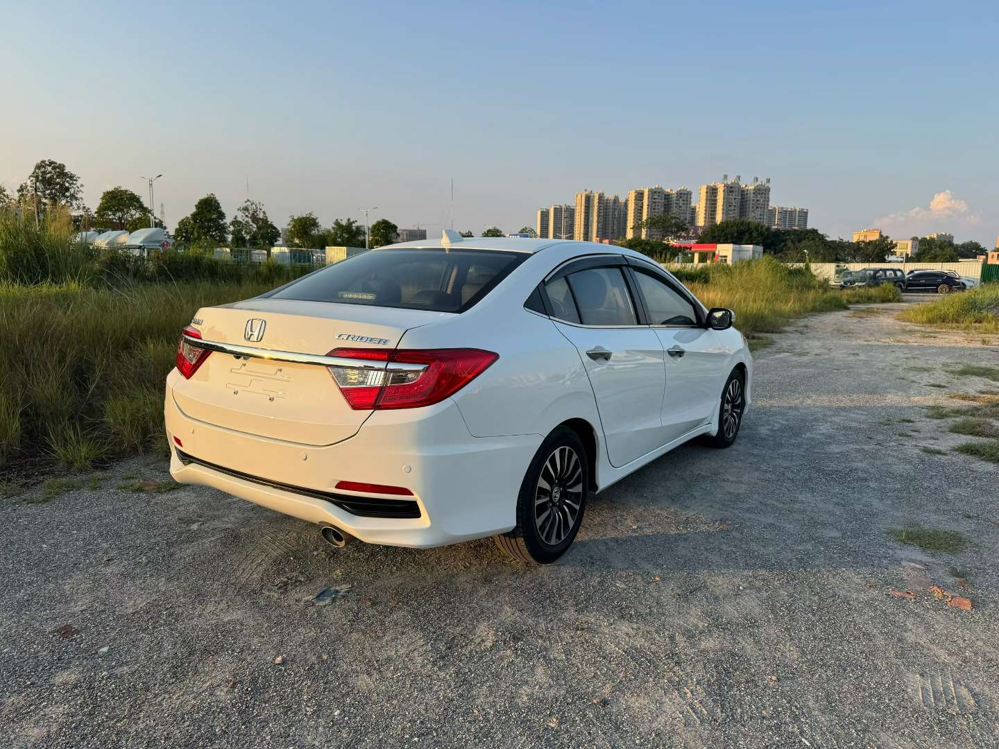 Honda Lingpai 2016 1.8L Automatic Sunroof 6