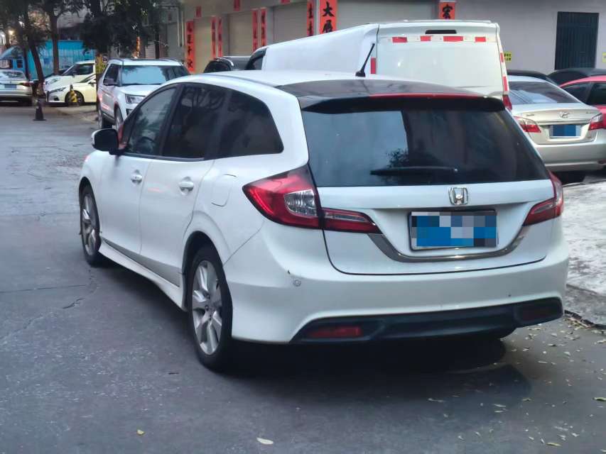 Honda Jade 1.8L 5-Seat Automatic Elite Edition 4