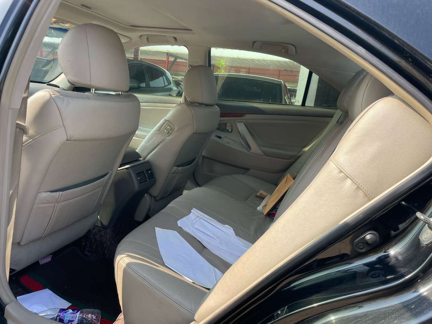 Toyota Camry 2.4G High Trim 3