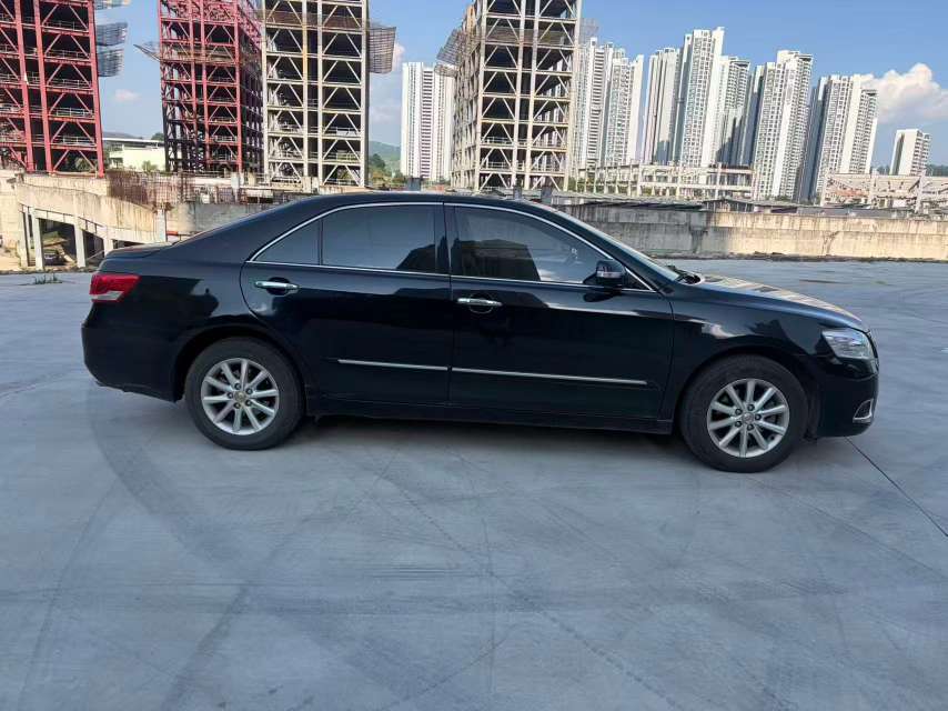 Toyota Camry 3