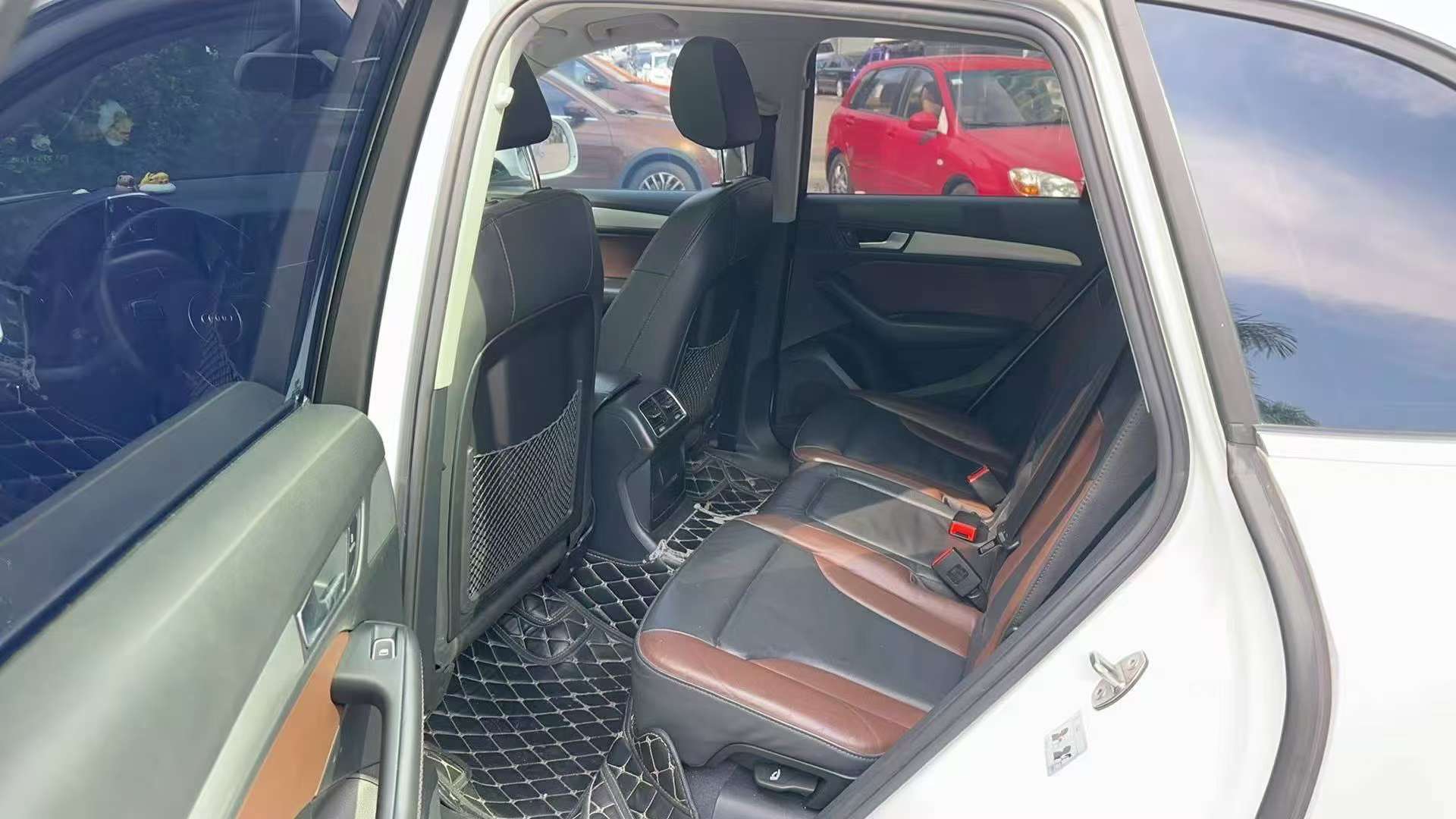 Audi Q5 Special Edition 40 TFSI Technology 3