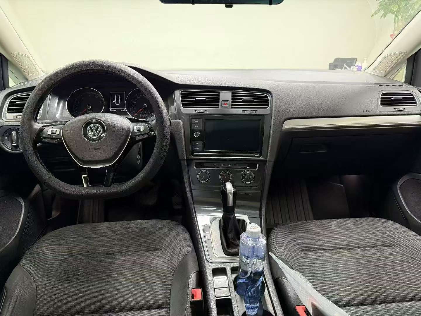 Volkswagen Golf 1.4T Automatic Sunroof Edition 2