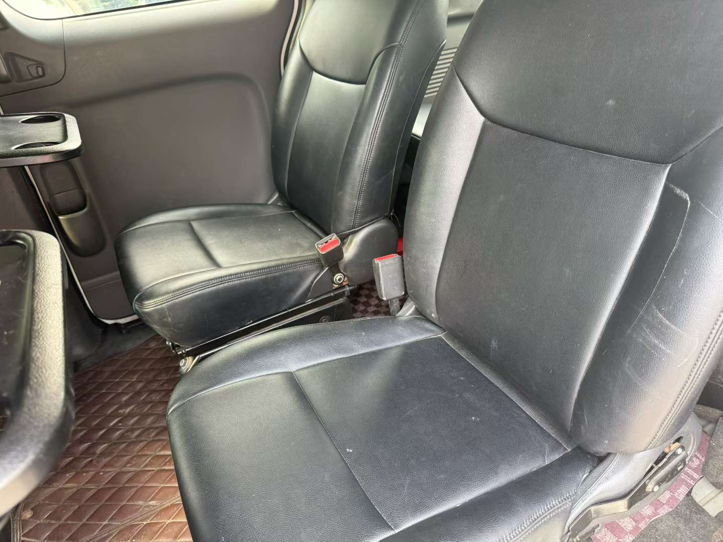 Nissan NV200 5