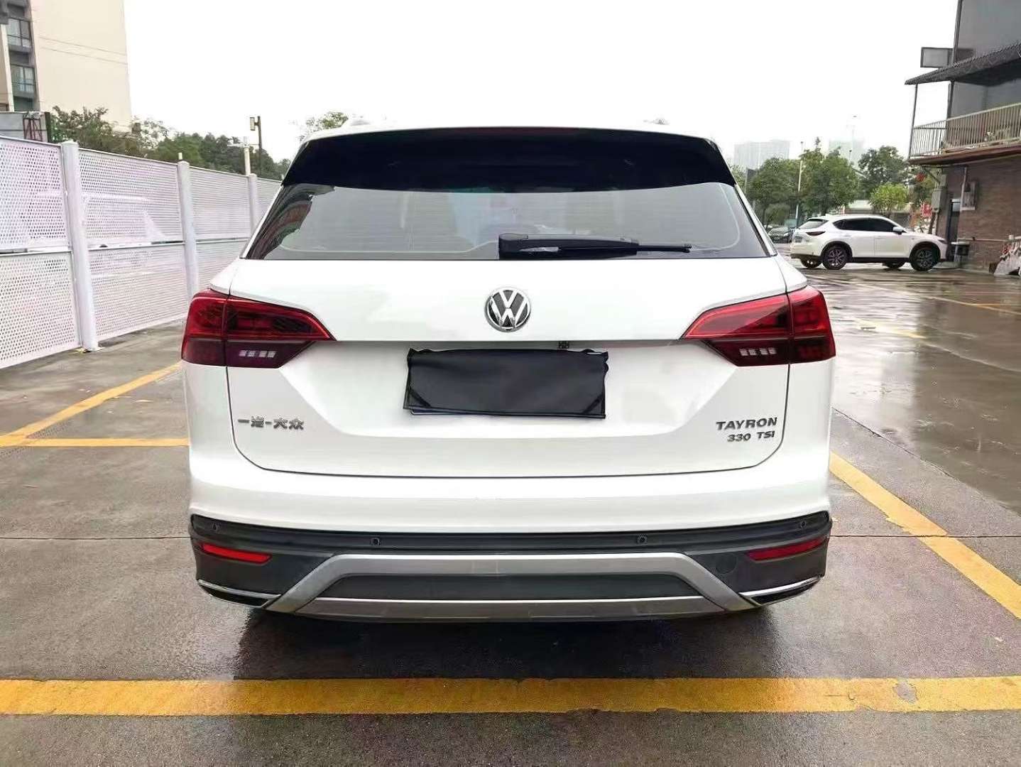 Volkswagen Tayron 2019 2.0TSI 330TSI FWD Luxury 4