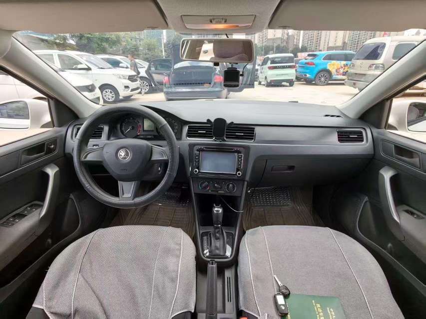 Skoda Rapid 1.6L Automatic 9
