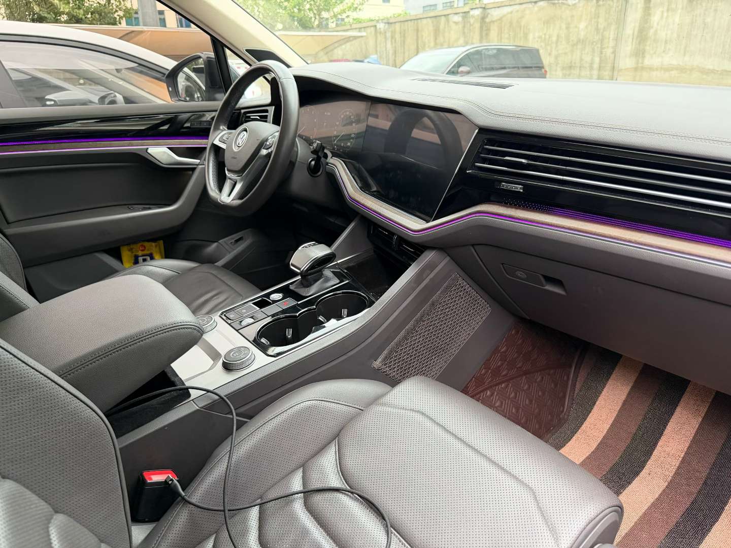 Volkswagen Touareg 4
