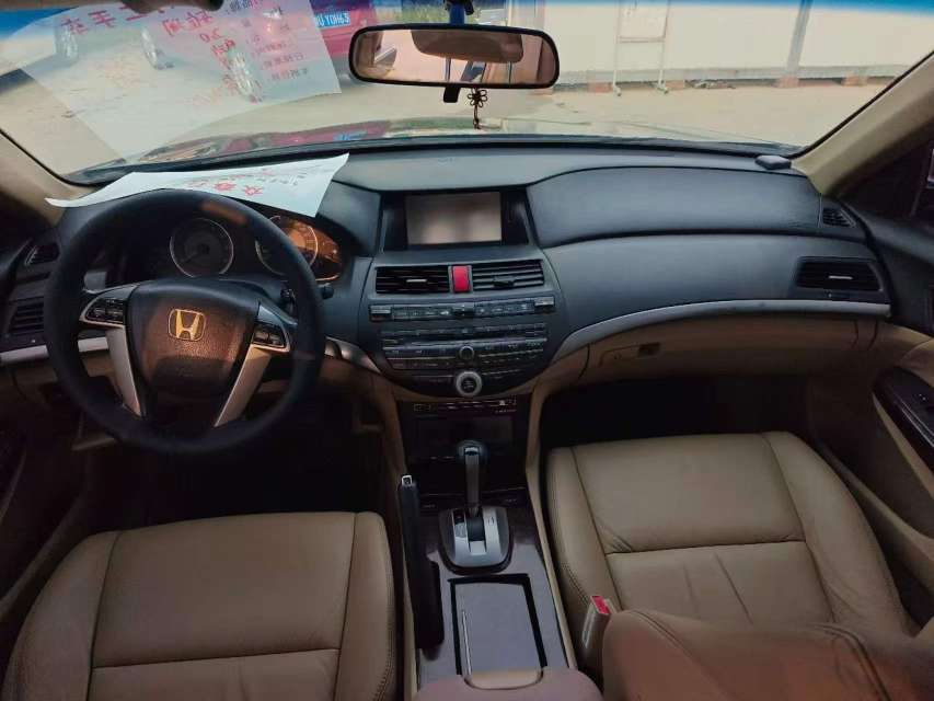 Honda Accord 2009 2.0L 5