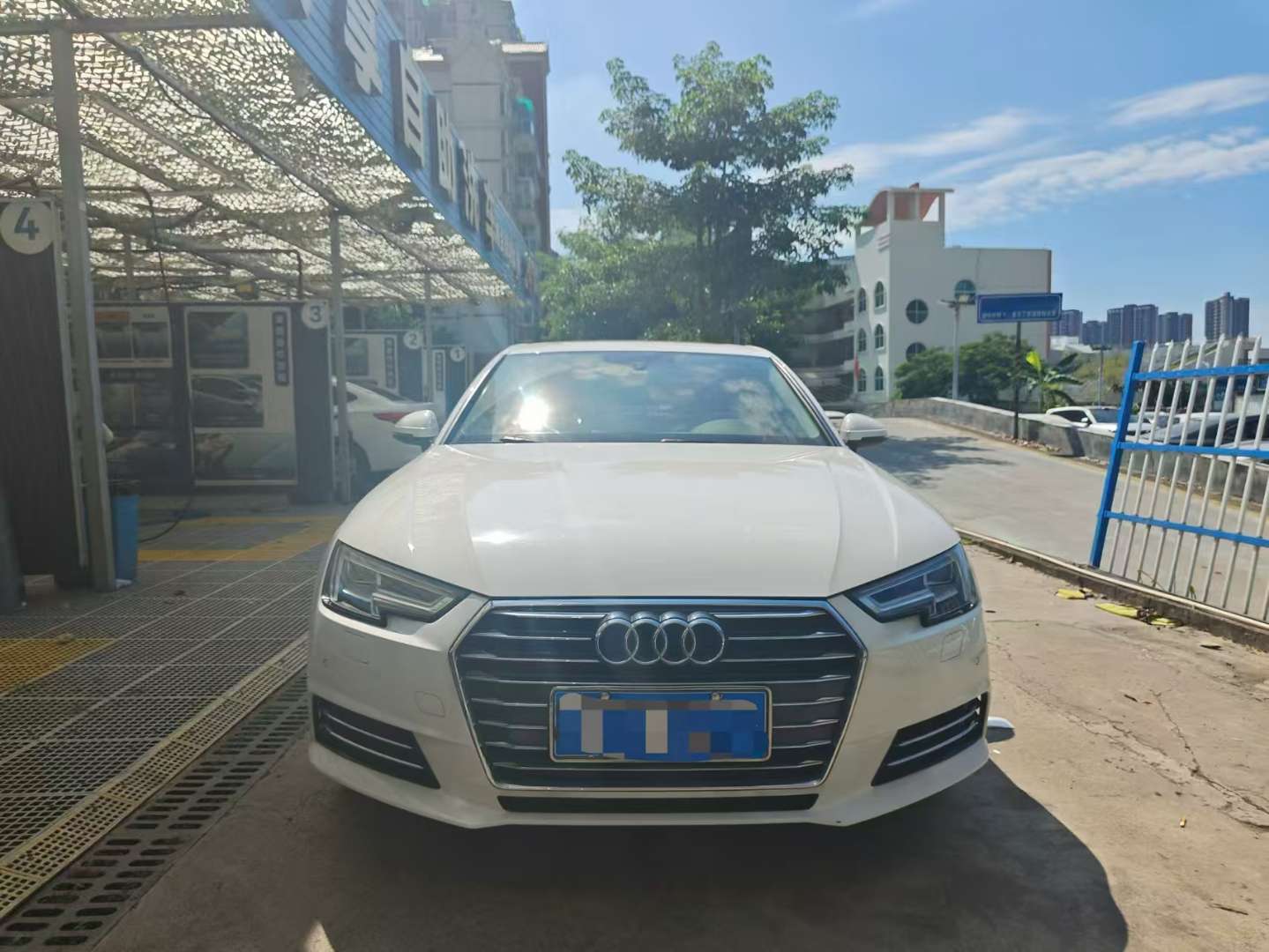 Audi A4L 40 TFSI Fashion