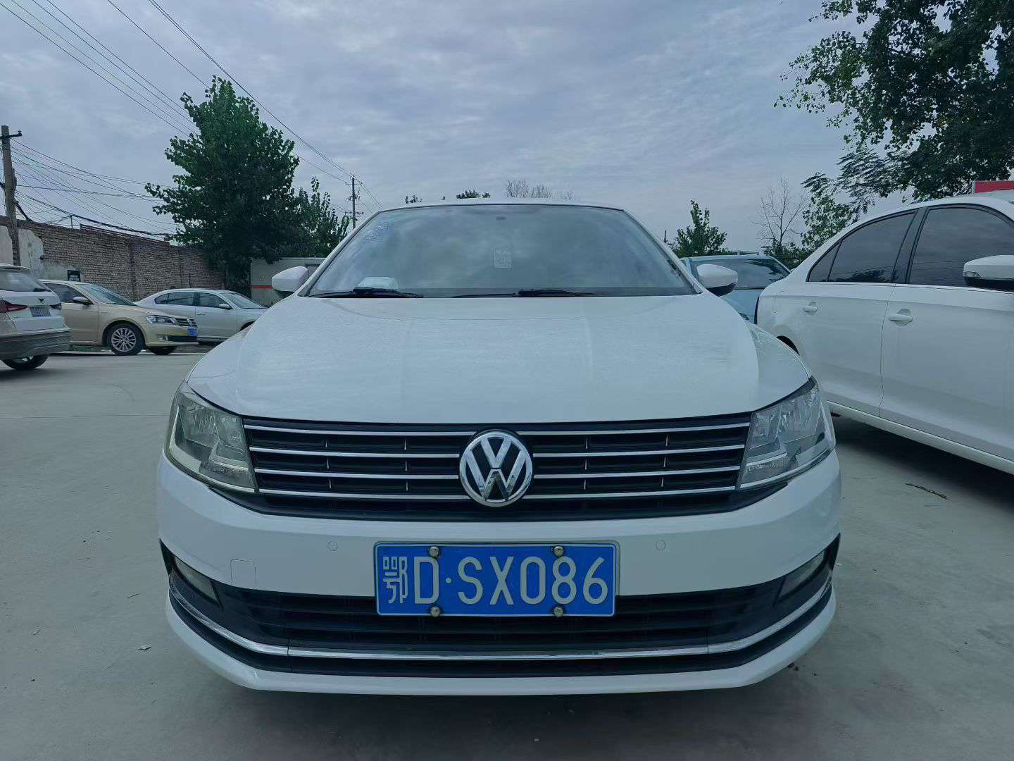 Volkswagen Lavida 1.6L