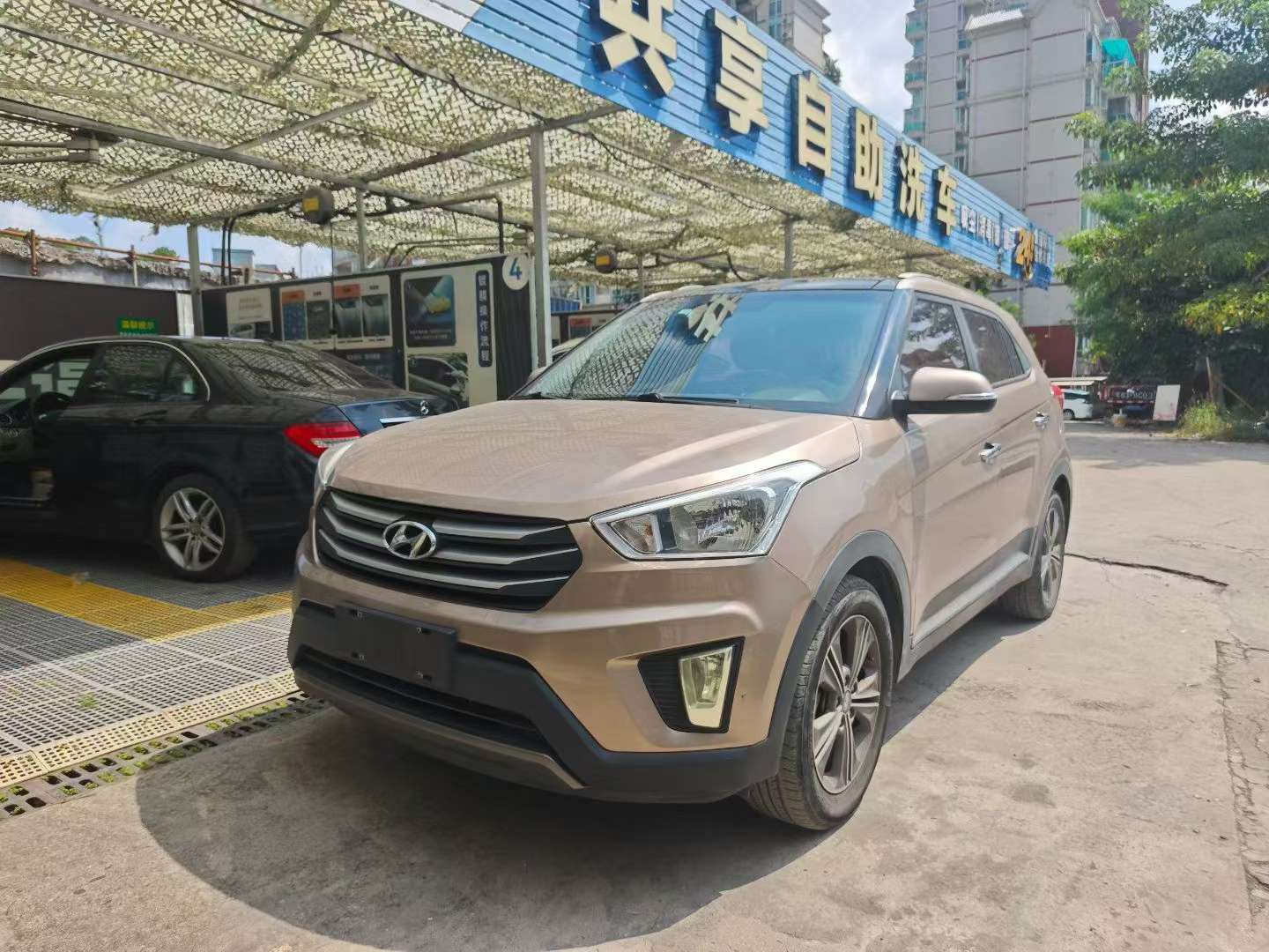Hyundai ix25 1.6L Automatic FWD Intelligent GLS 2