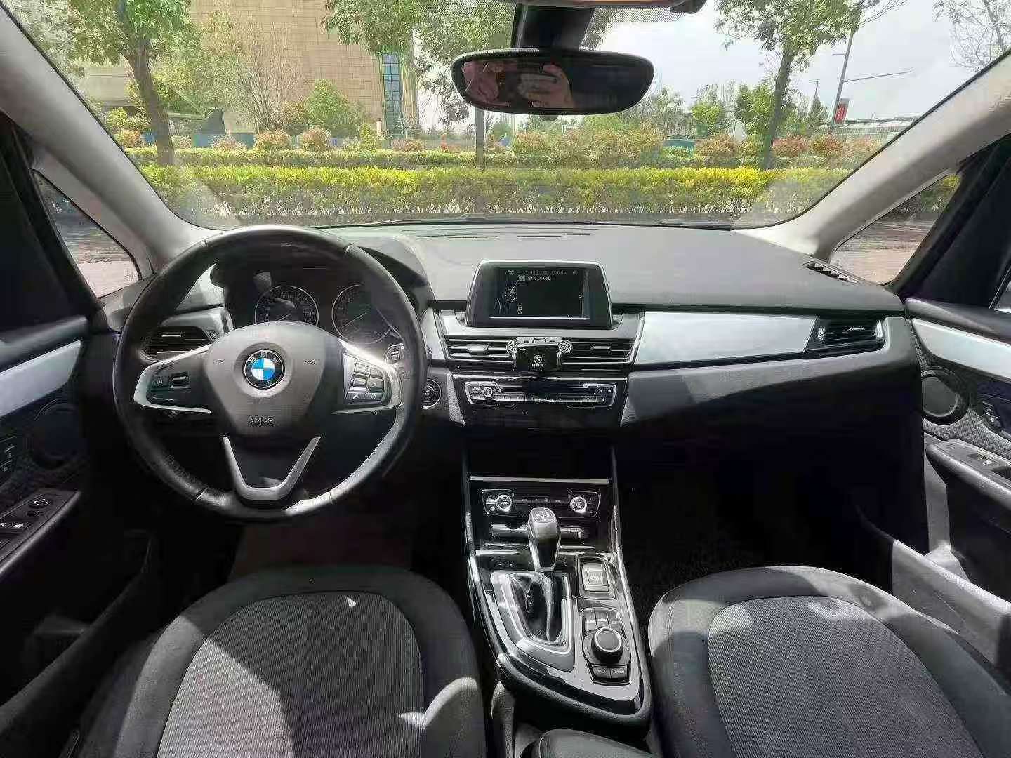 BMW 2 Series 2016 1.5T Leading Edition 6