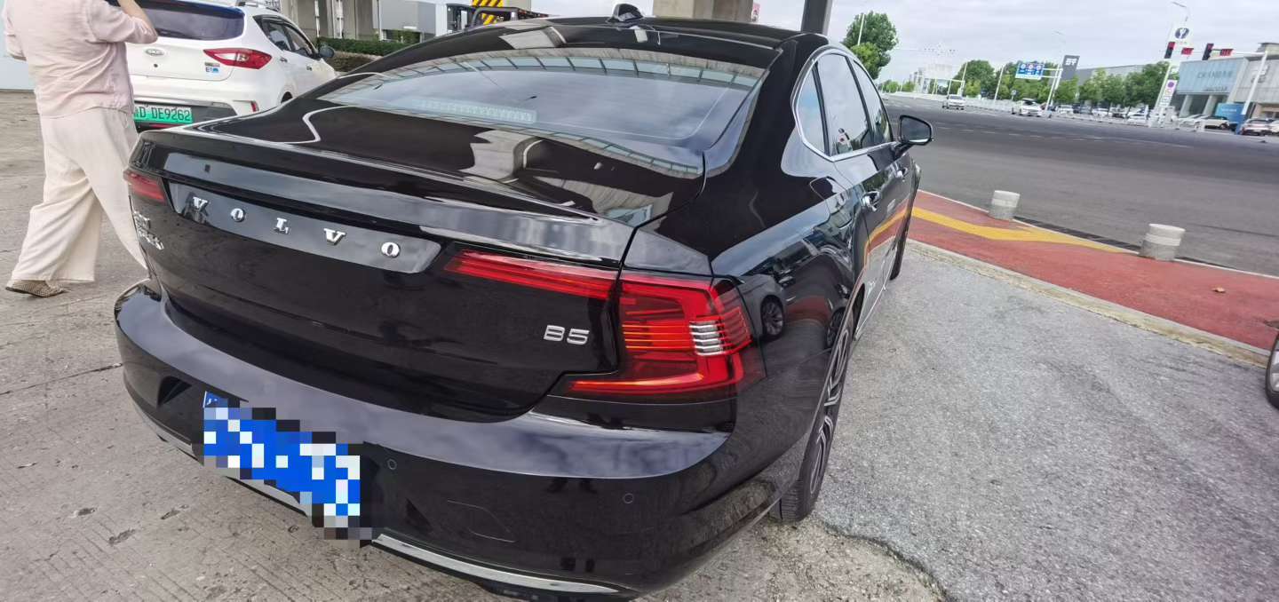 Volvo S90