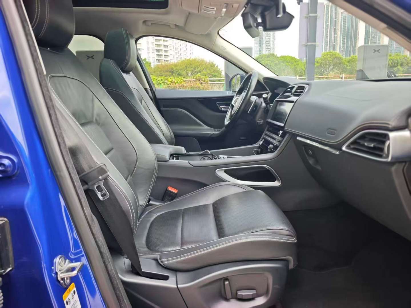 Jaguar F-Pace 2018 3.0T AWD Sport 8