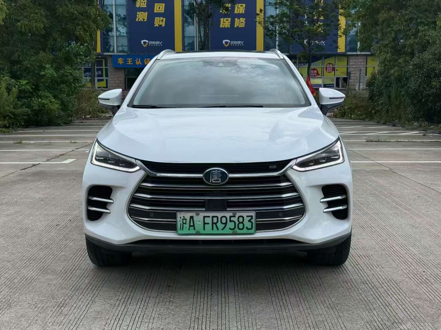 BYD Tang DM 7-Seat High Trim