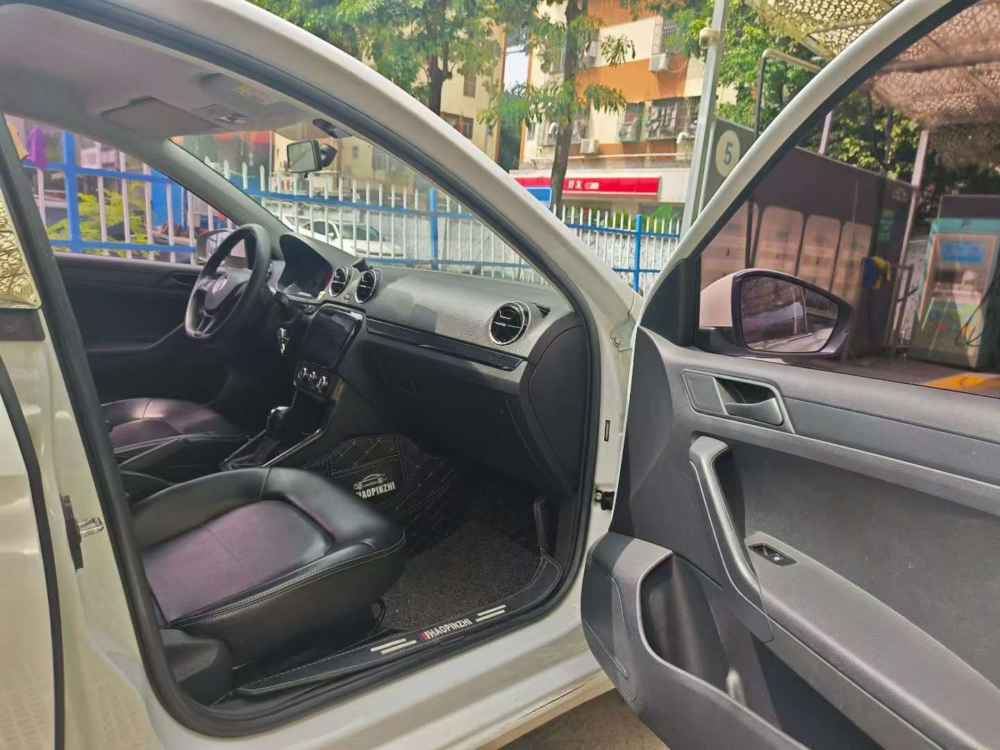 Volkswagen Jetta Dream Edition 1.5L Automatic Fashion Type 6