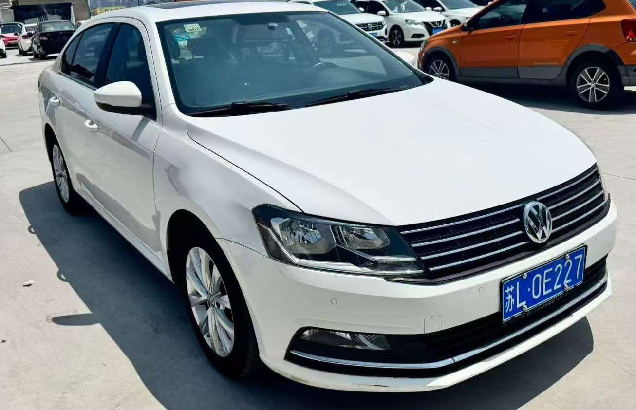 Volkswagen Lavida 3
