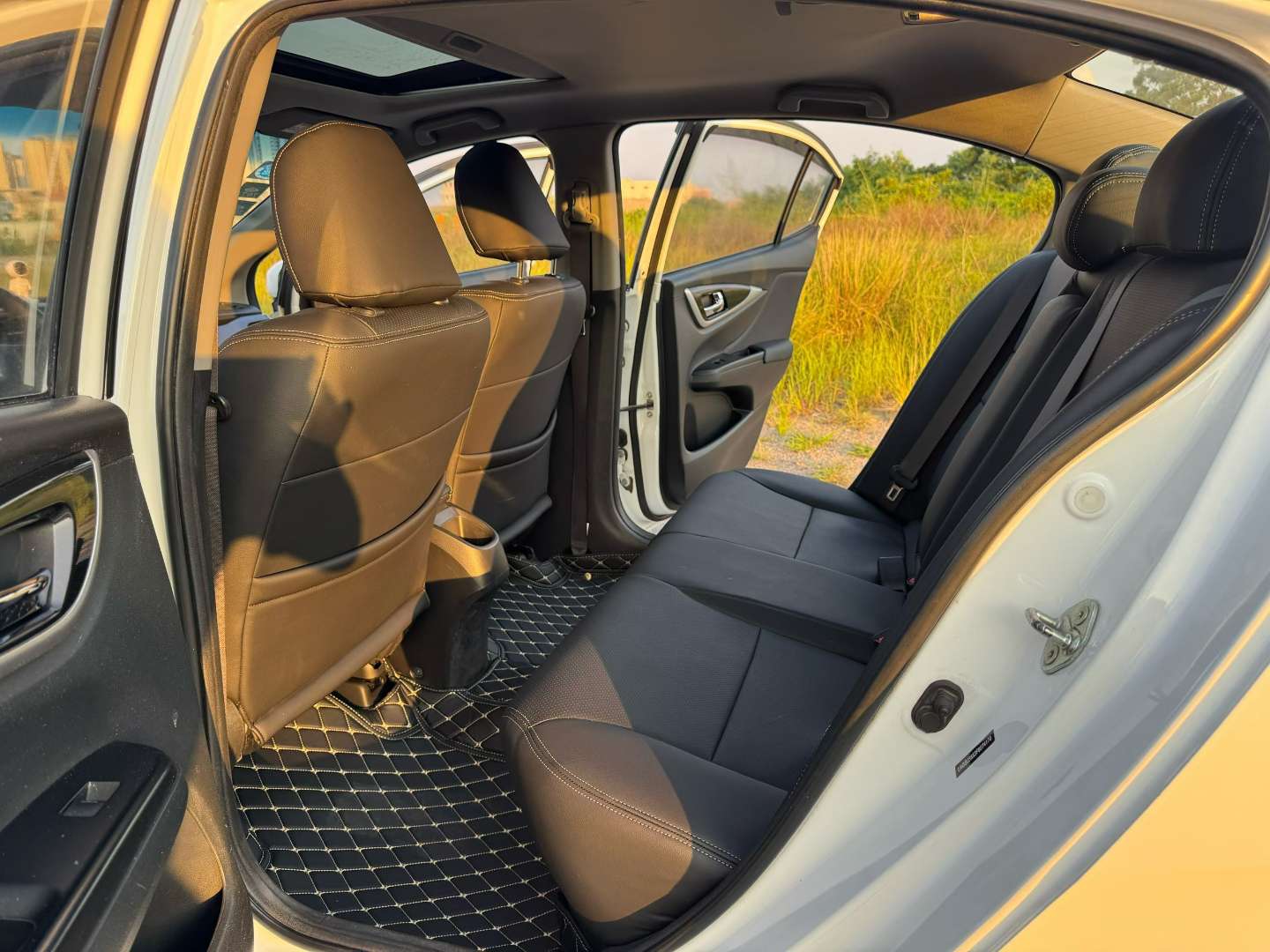 Honda Lingpai 2016 1.8L Automatic Sunroof 8