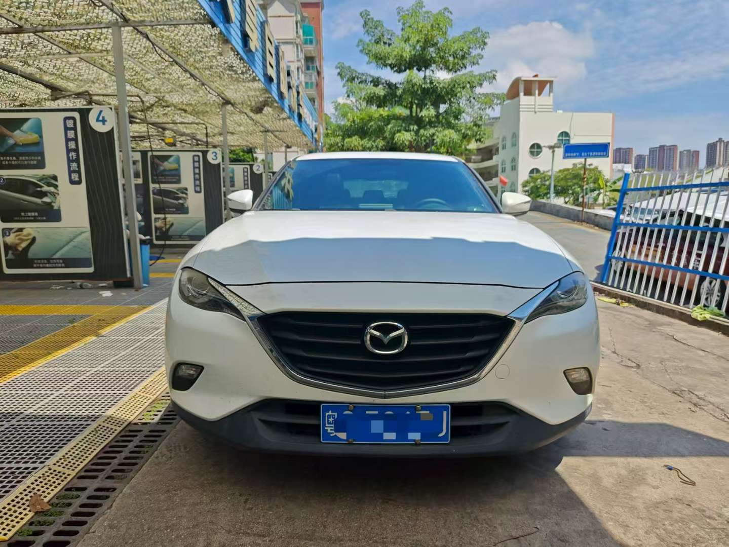 Mazda CX-4 2.0L Automatic Two-Wheel Drive Blue Sky Vitality Edition