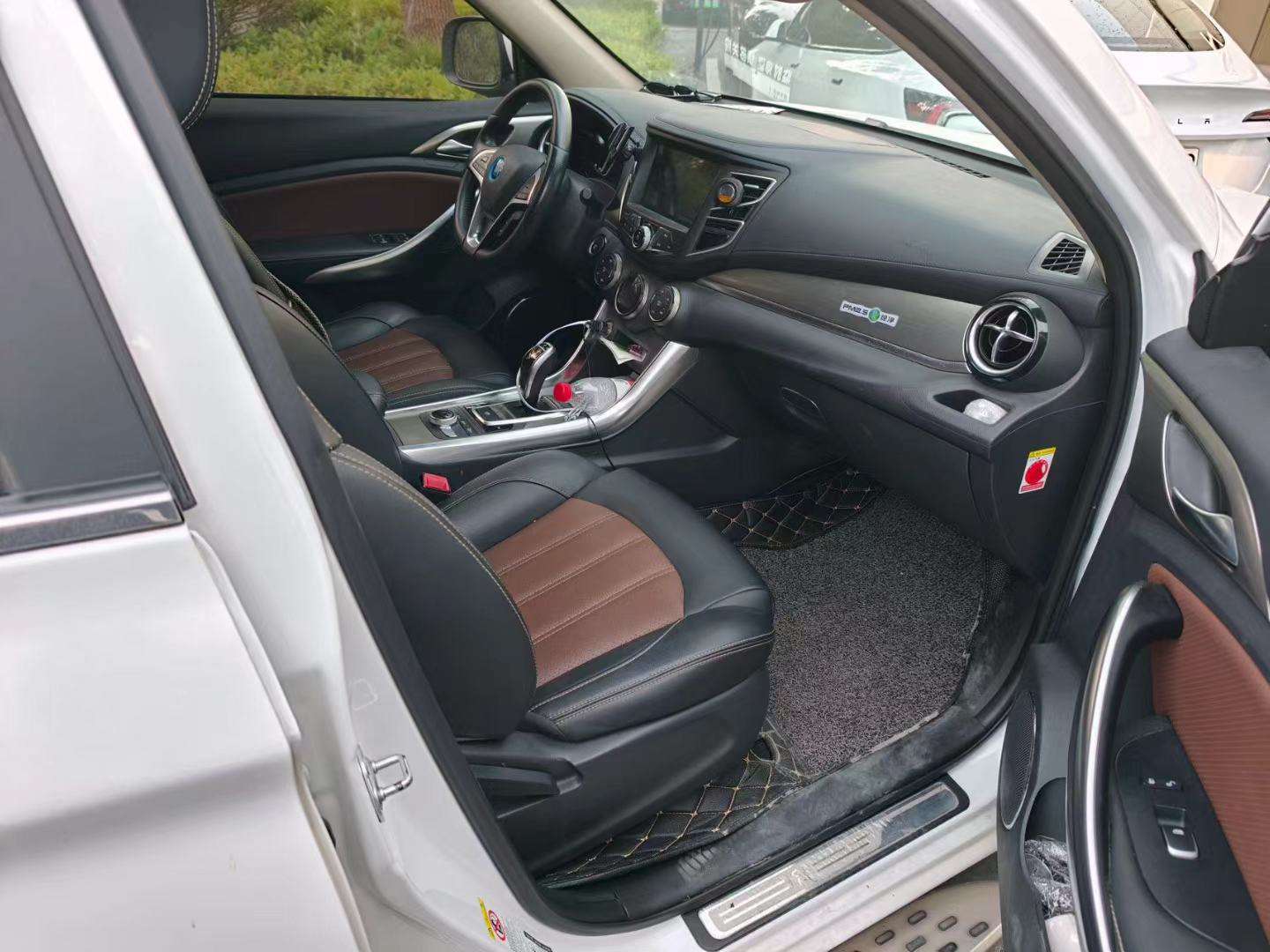 BYD Song 1.5T AWD Luxury Edition 4