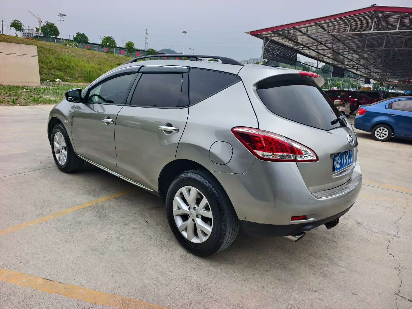 Nissan Murano 6