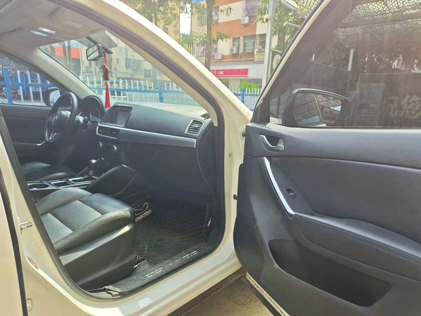 Mazda CX-5 2.0L Automatic AWD Luxury 6