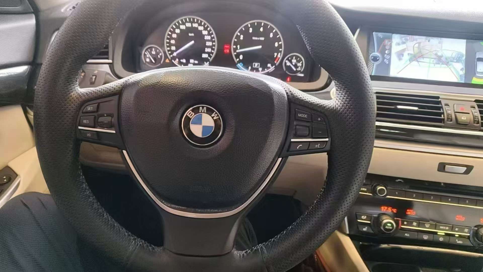 BMW GT GT535i Luxury 6
