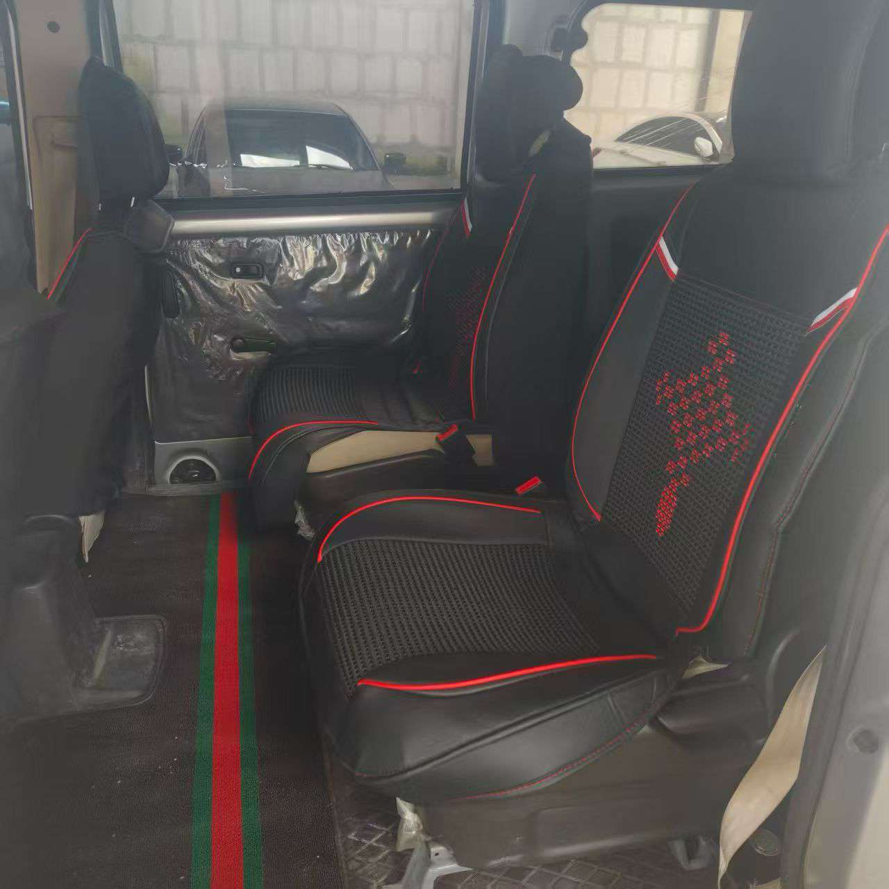 Wuling Hongguang V 6