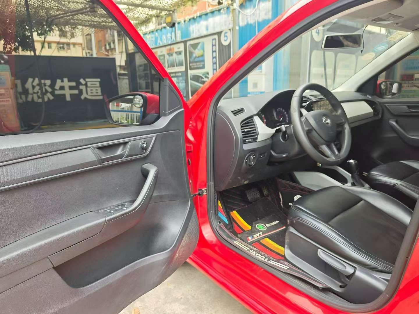 Skoda Fabia 1.4L Automatic Advance Edition 4