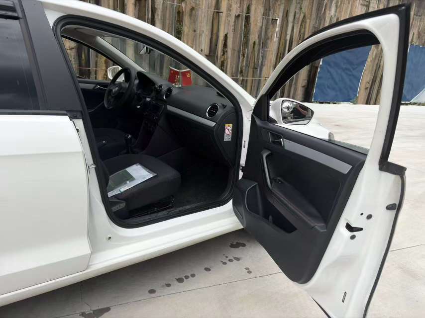 Volkswagen Jetta 8