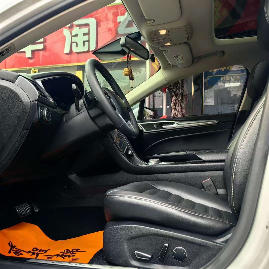 Ford Mondeo 4