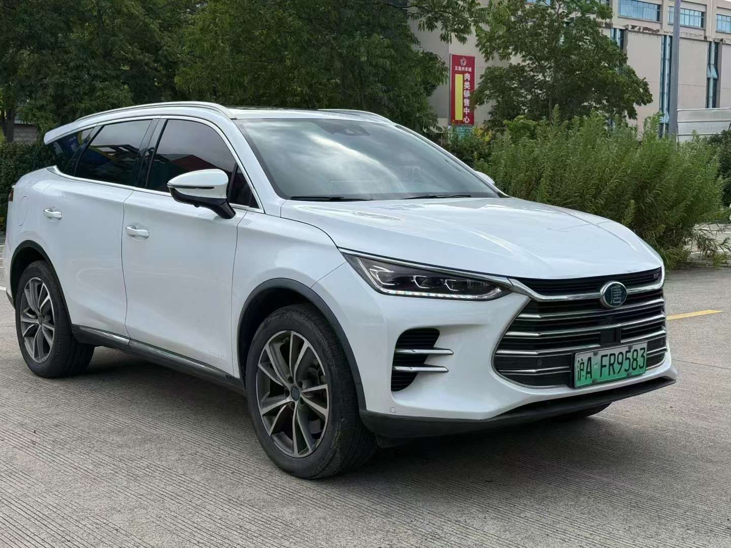 BYD Tang DM 7-Seat High Trim 3