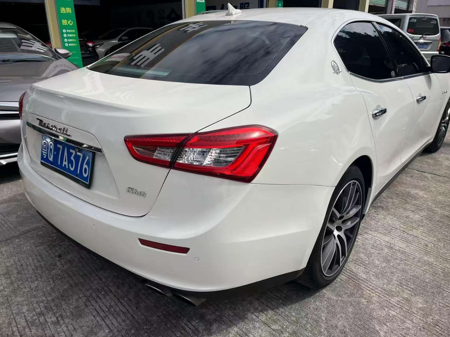Maserati Ghibli 2014 3.0T Standard Edition 2