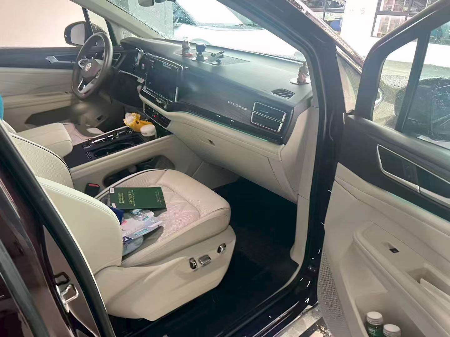 Volkswagen Viloran 2.0T Prestige Edition 4