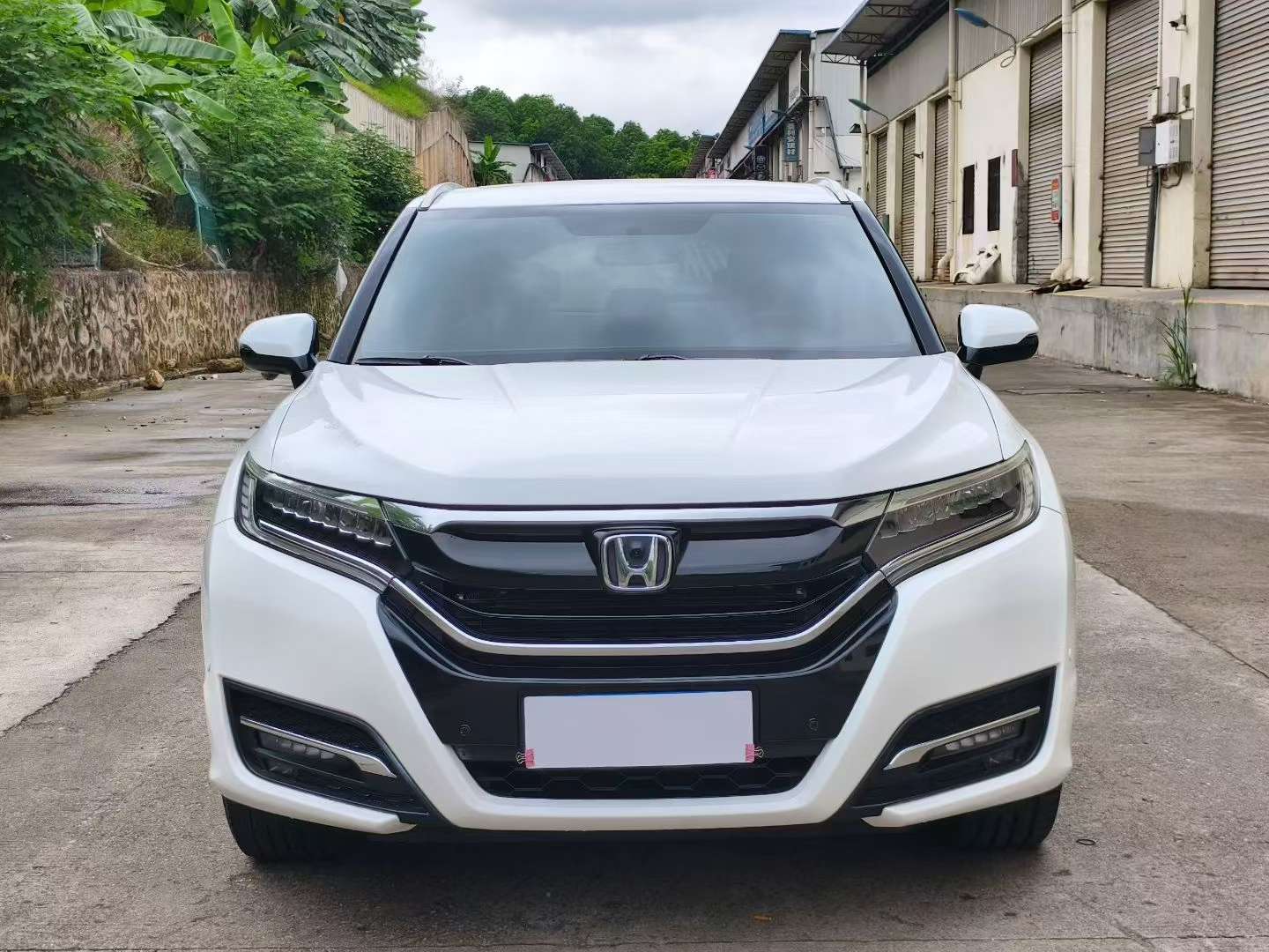 Honda UR-V 2017 370TURBO FWD Prestige 2
