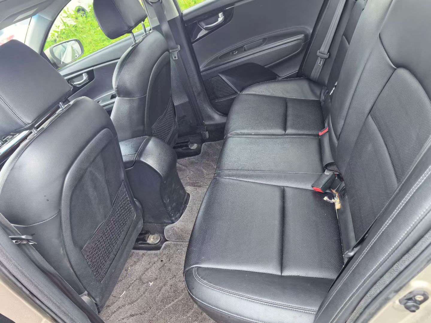 Kia K4 6