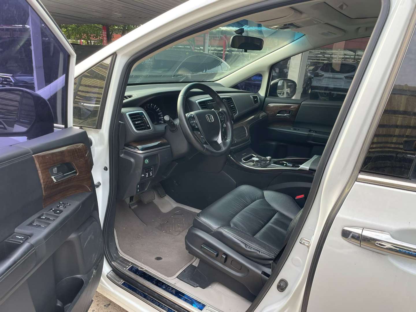 Honda Odyssey 2.4 Smart Comfort Edition 2