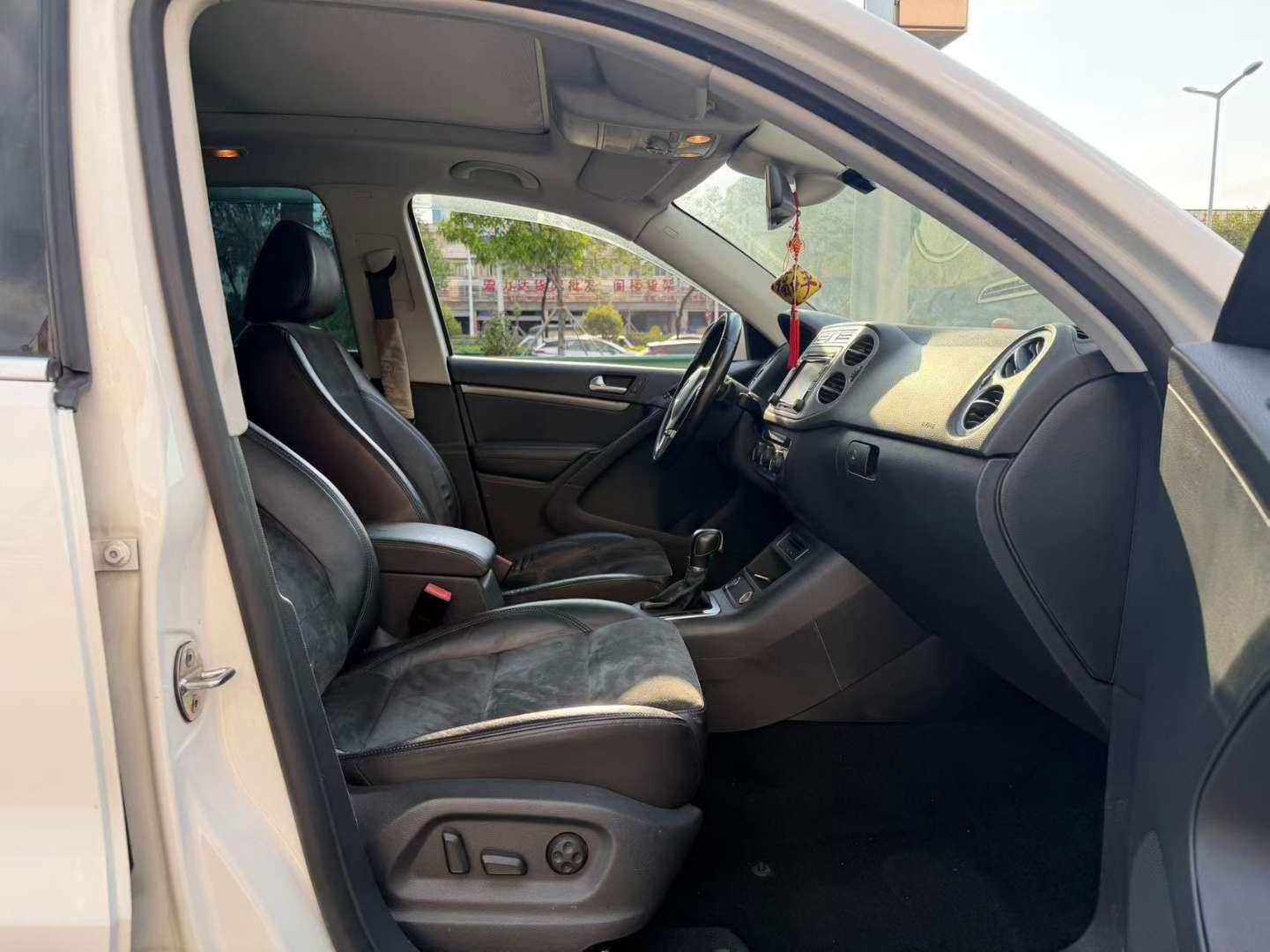 Volkswagen Tiguan 2015 1.8 Luxury 6