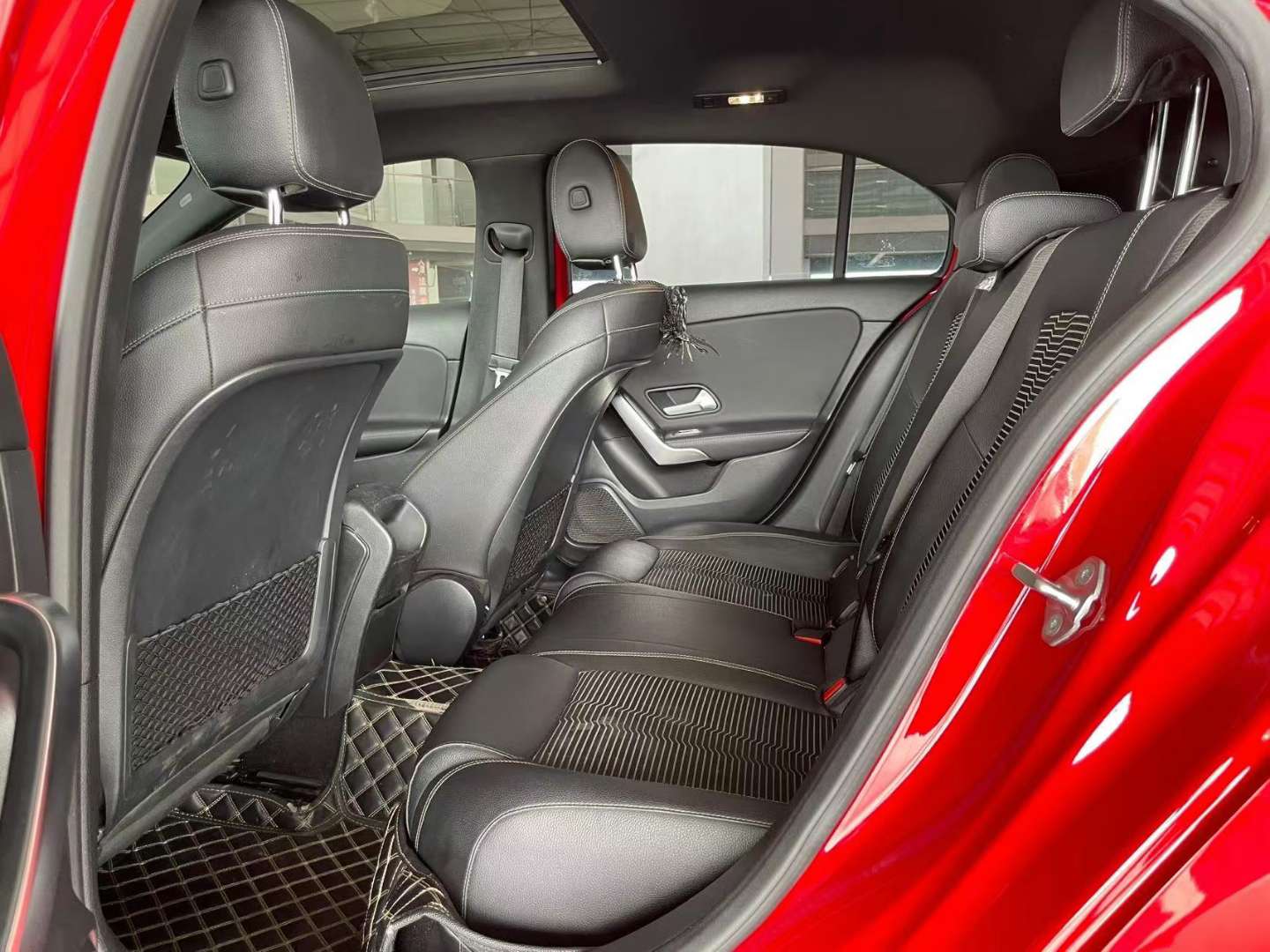 Mercedes-Benz A200 1.3T Automatic Sunroof Fashion 5
