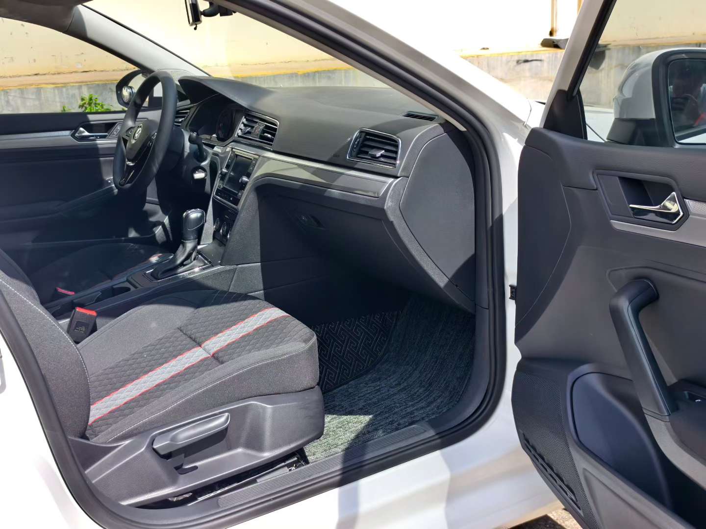 Volkswagen Lamando 2019 230TSI DSG Style Edition 5