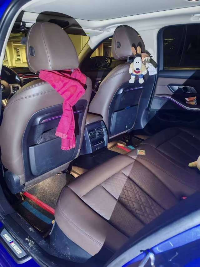 BMW 3 Series 325Li M Sport Package 6