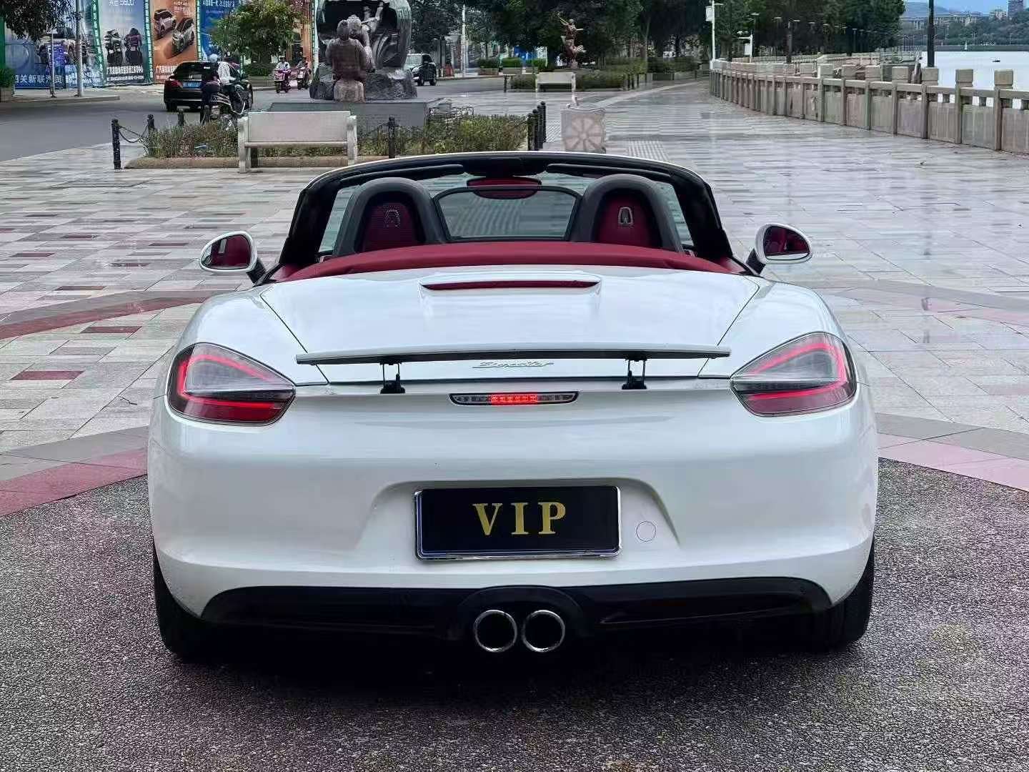 Porsche Boxster 2015 2.7L Platinum Edition 7