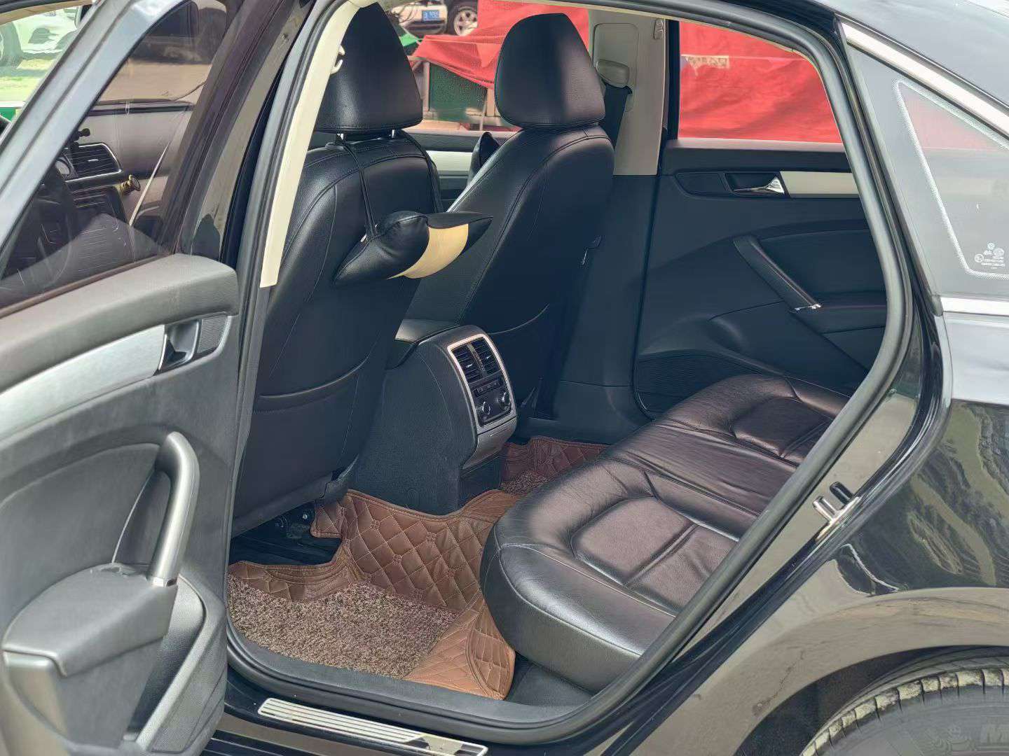 Volkswagen Passat 1.8T Automatic Sunroof 8