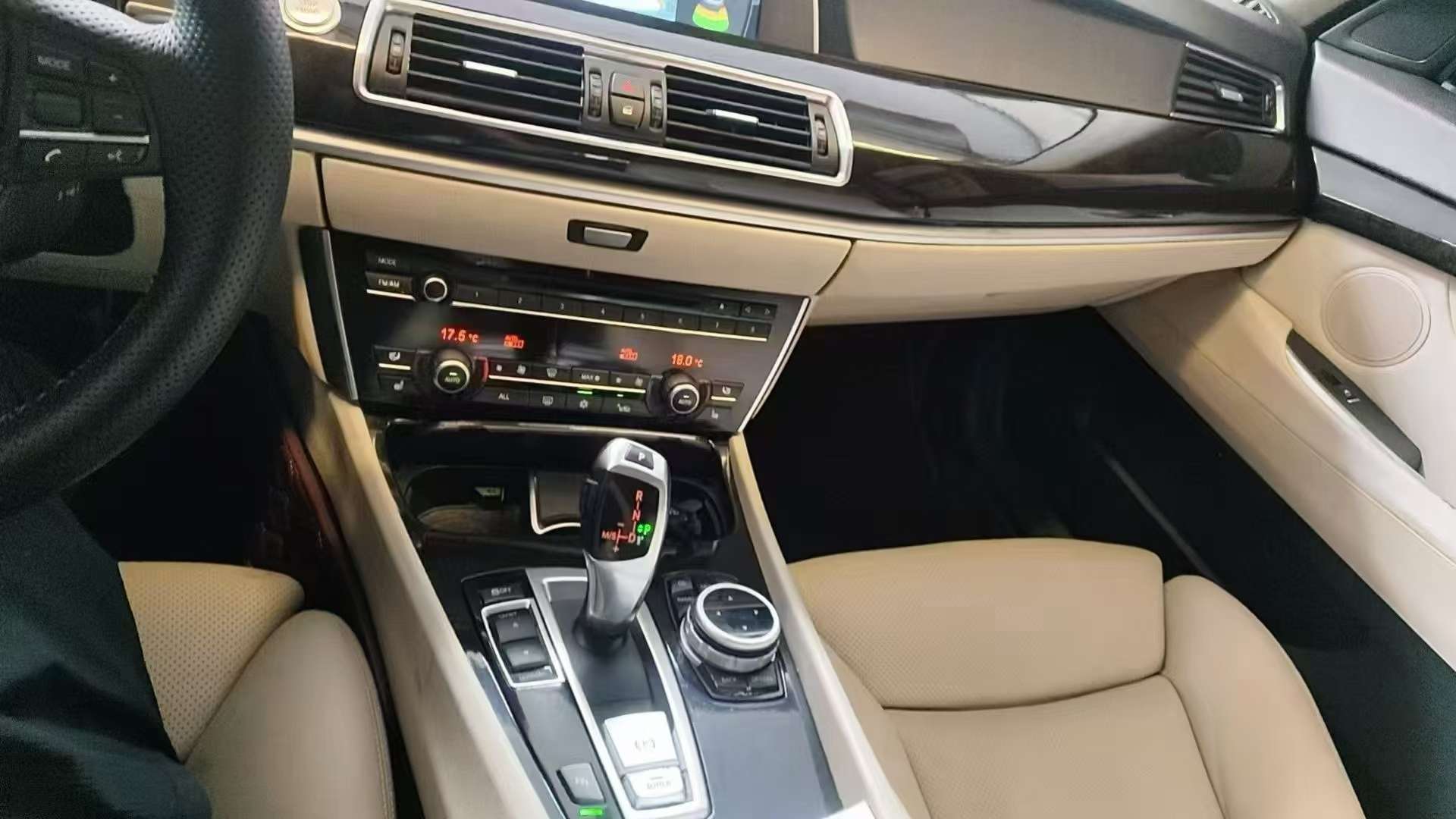 BMW GT GT535i Luxury 5