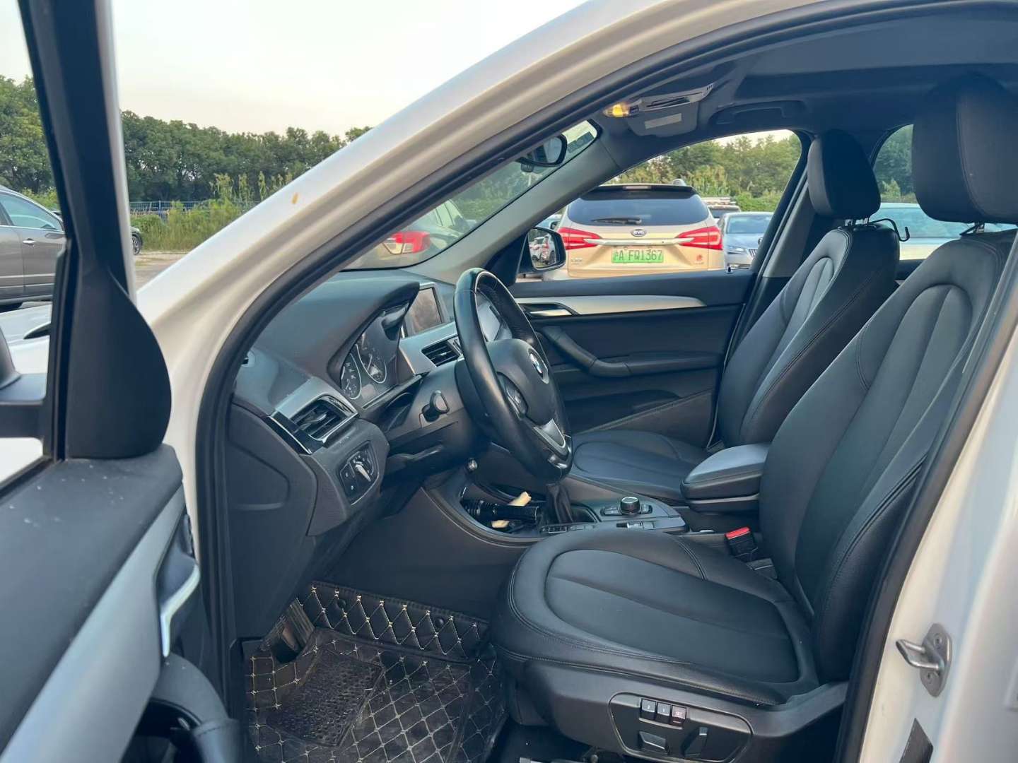 BMW X1 2016 1.5T Automatic Sunroof Premium Edition 6