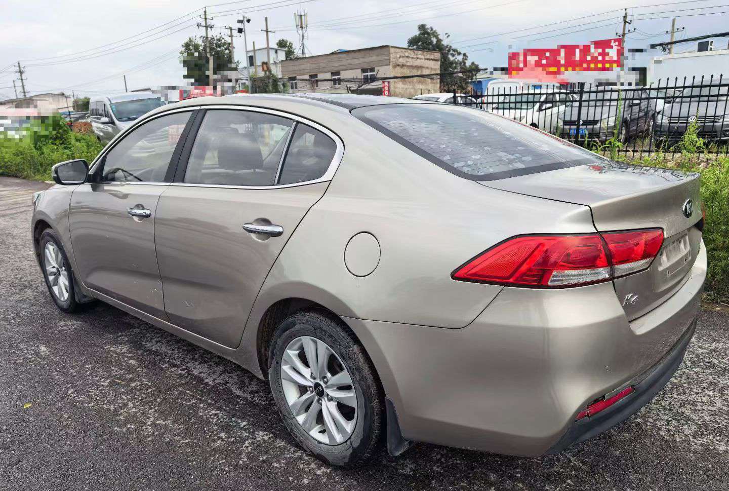 Kia K4 8