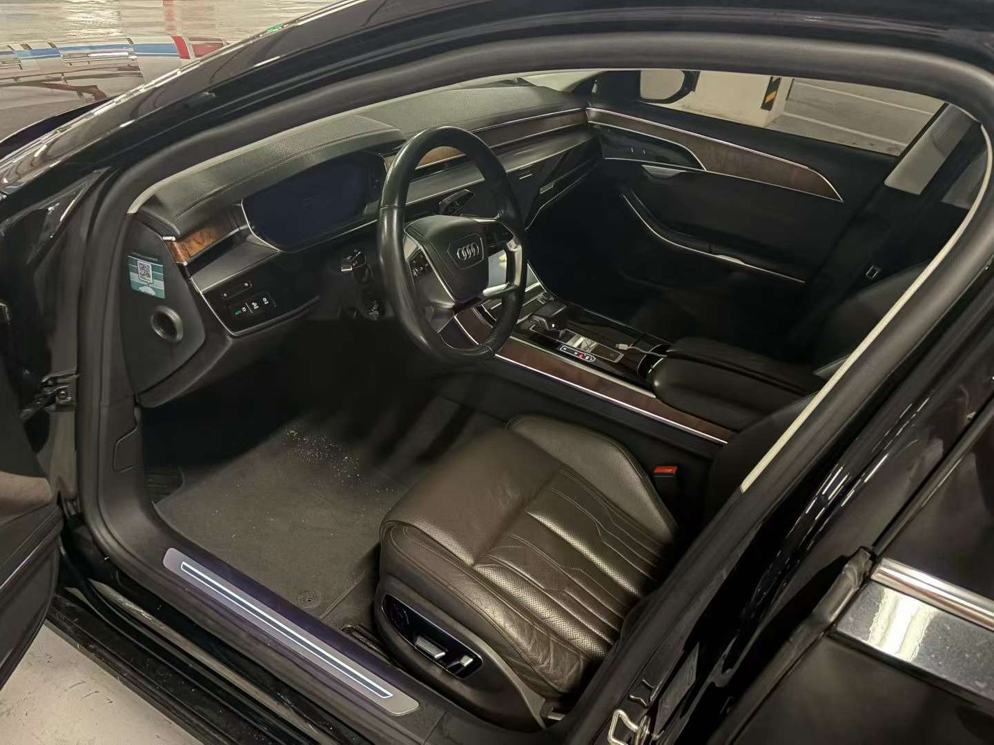 Audi A8 3.0 Luxury 2