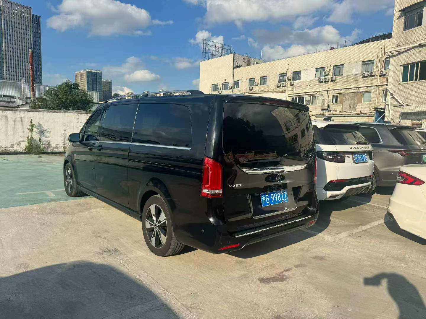 Mercedes-Benz V260L Prestige Long Wheelbase 8