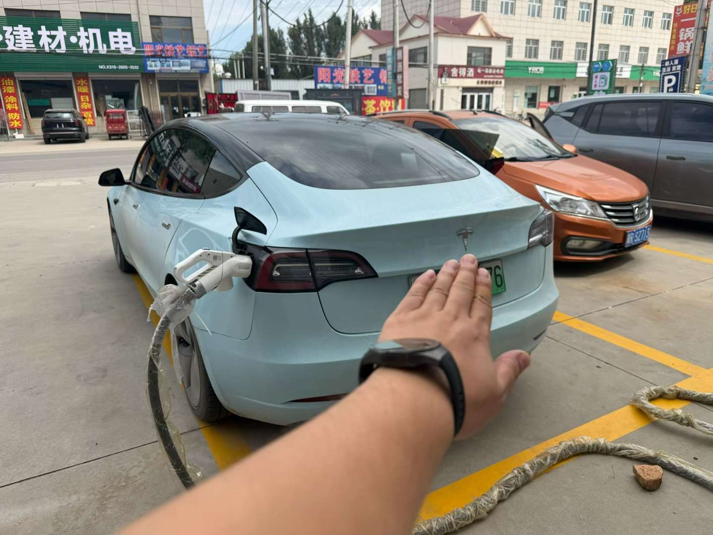 Tesla Model 3 Standard Range 3