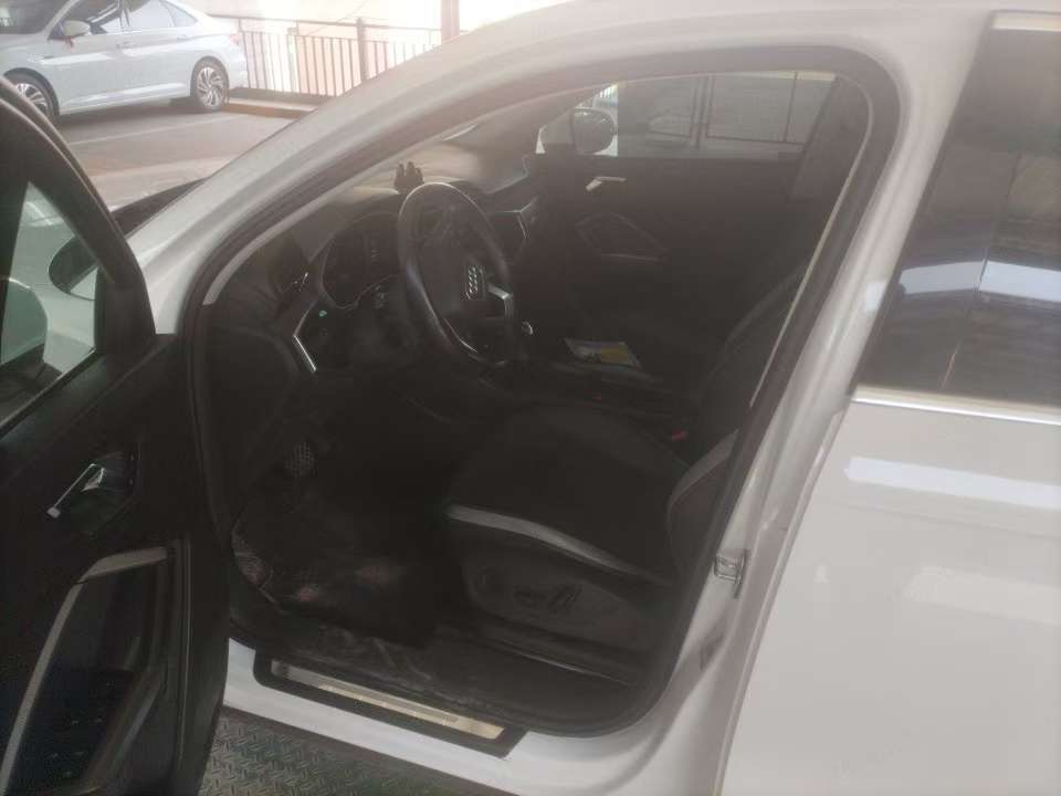 Audi Q3 2023 35 TFSI Sporty Edition (1.4T) 2